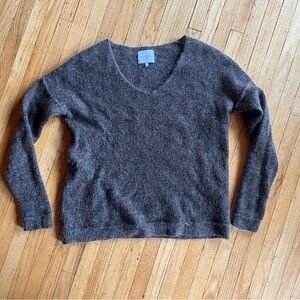 Scandinavian brand Second Female Soft Brown Mohair V-Neck Sweater XS